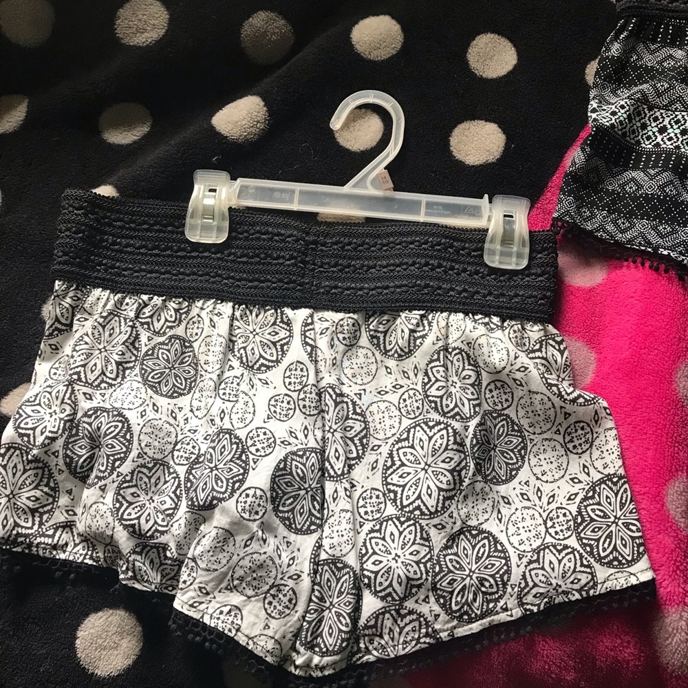 2 flowy dress shorts.
